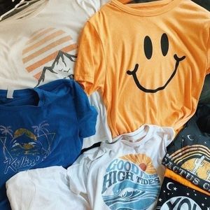 MYSTERY VINTAGE GRAPHIC TEE!